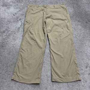 Royal Robbins Cargo Outdoor Pants Mens 40x30 Tan Brown Straight Leg Nylon Hiking